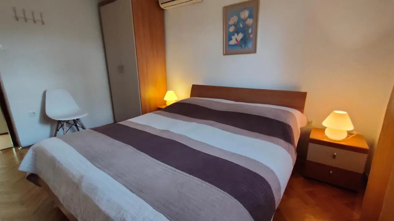 Apartments And Rooms Irena Rovinj 3*,