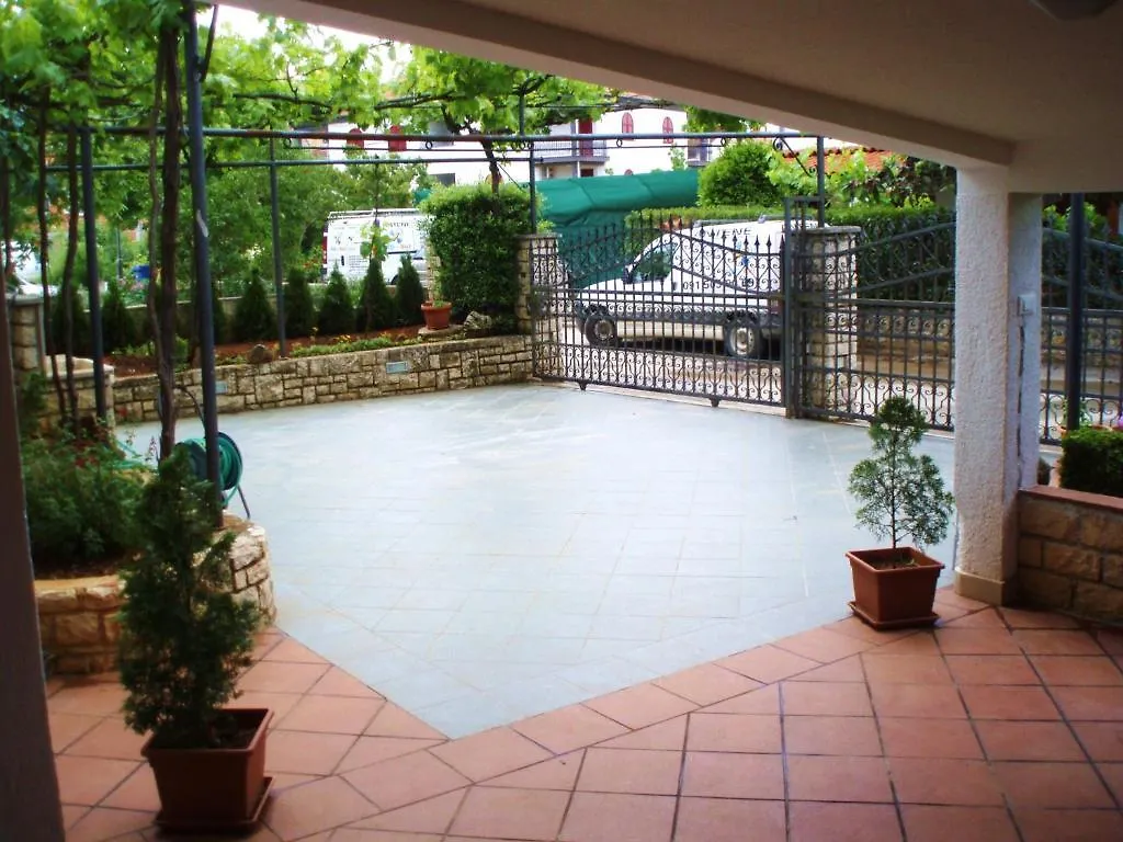 *** Guest house Apartments And Rooms Irena Rovinj Croatia