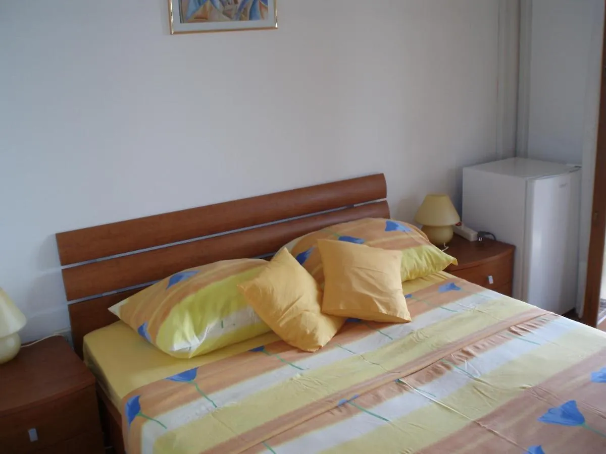 Guest house Apartments And Rooms Irena Rovinj