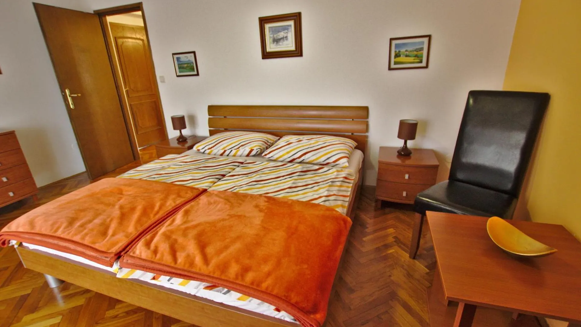 Apartments And Rooms Irena Rovinj Guest house