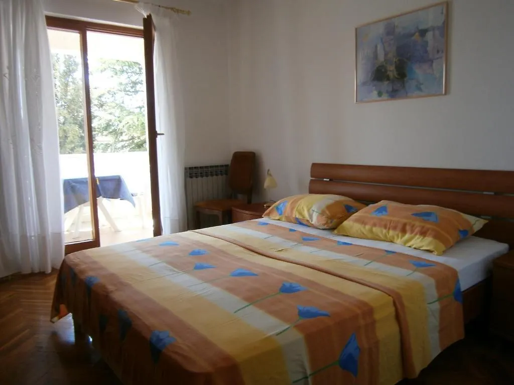 Apartments And Rooms Irena Rovinj Guest house