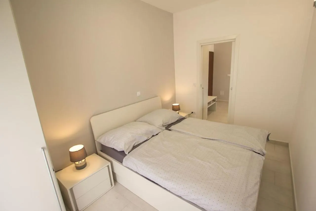 Guest house Apartments And Rooms Irena Rovinj