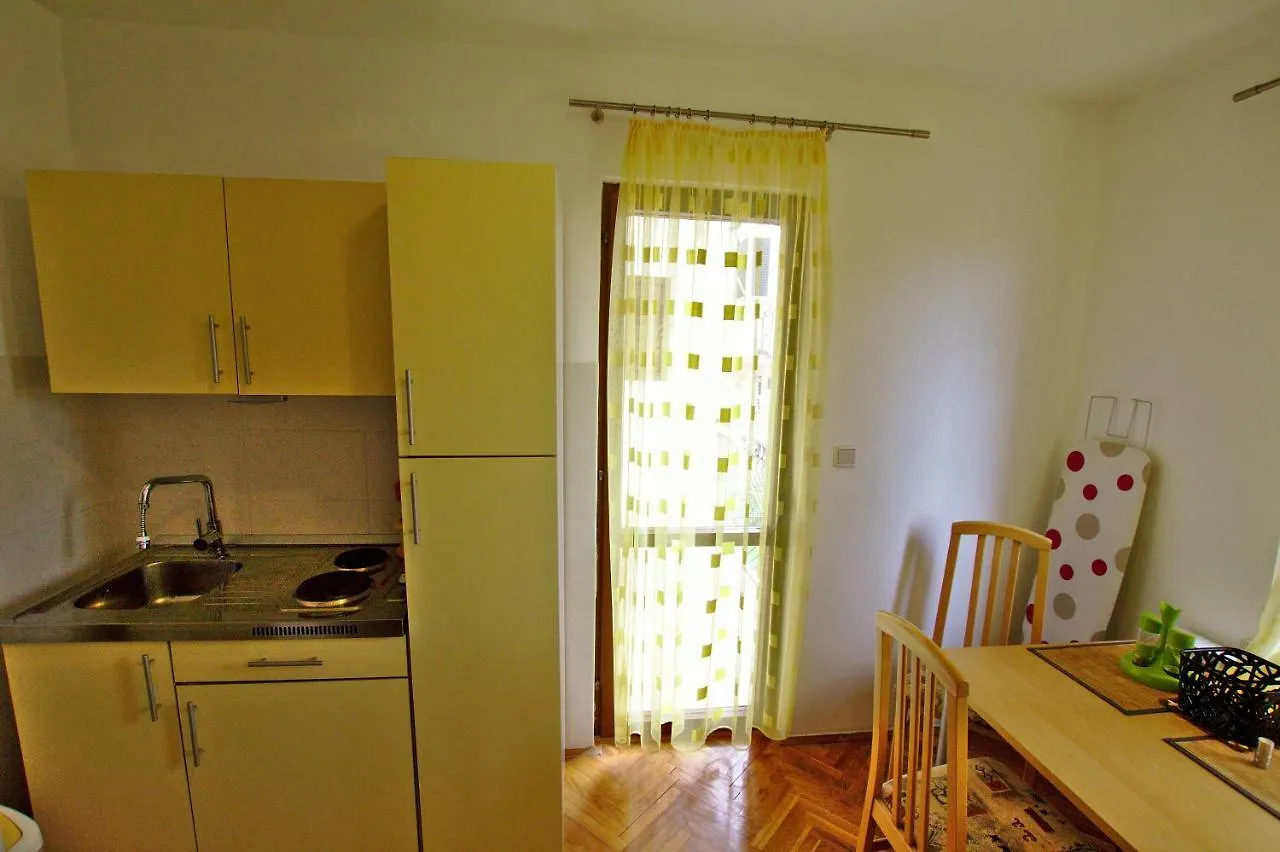 Guest house Apartments And Rooms Irena Rovinj